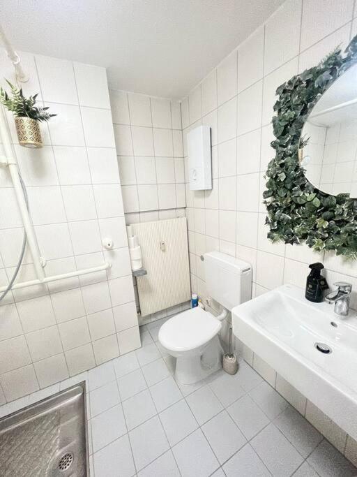 Modernes Apartment Mit 75Qm Mit Balkon & Aussicht 亚琛 外观 照片